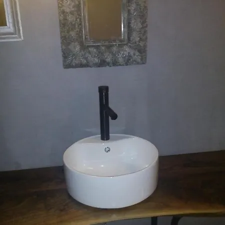 Студио София 8 Apartment *